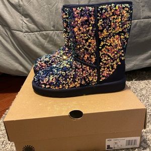 UGG Women’s Classic Short Stellar Sequin Glitter